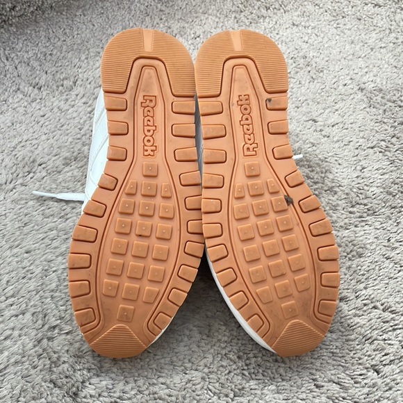 White Reebok Shoes - Picture 3 of 3